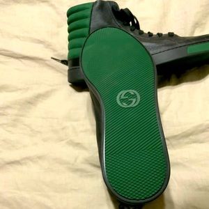 Gucci High tops size 8 new never worn